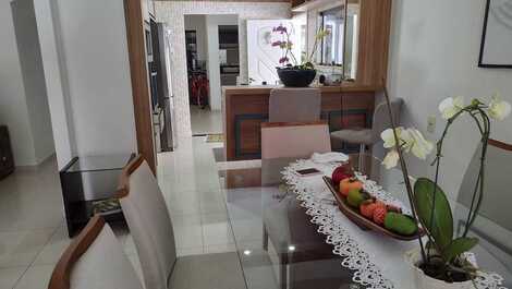 Hermosa casa en Praia dos Ingleses