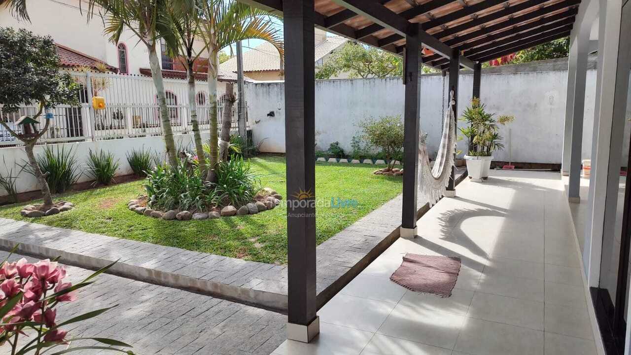 Casa para alquiler de vacaciones em Florianopolis (Praia dos Ingleses)