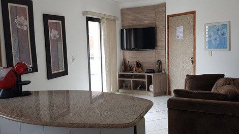 Beautiful apartment for vacation and season in Vila Guilhermina PG.