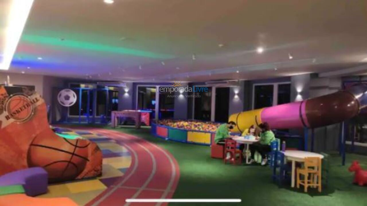 Apartamento para aluguel de temporada em Gramado (Carazal)