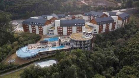 Resort con piscinas cubiertas y climatizadas en Gramado