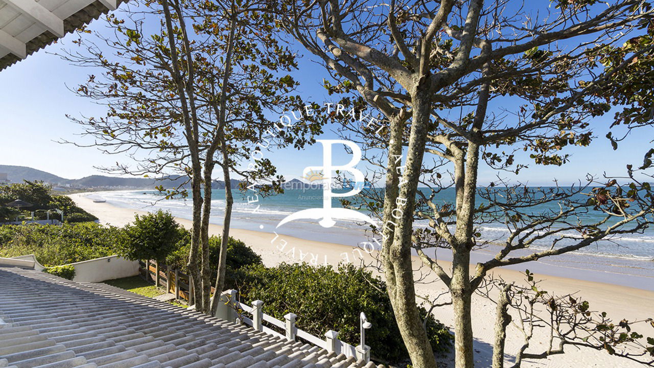 House for vacation rental in Bombinhas (Canto Grande)