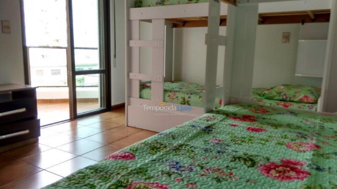 Apartment for vacation rental in Guarujá (Enseada)