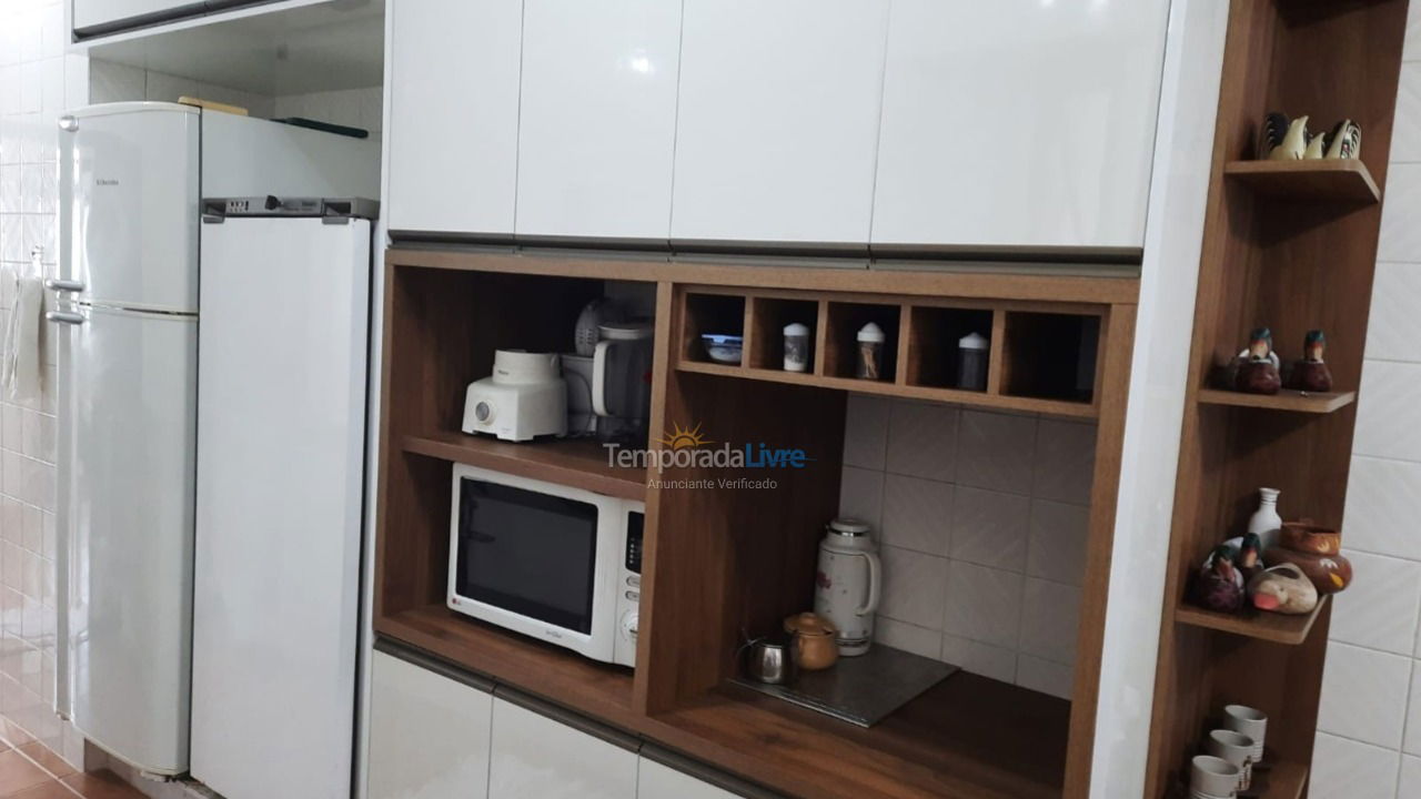 Apartment for vacation rental in Guarujá (Enseada)