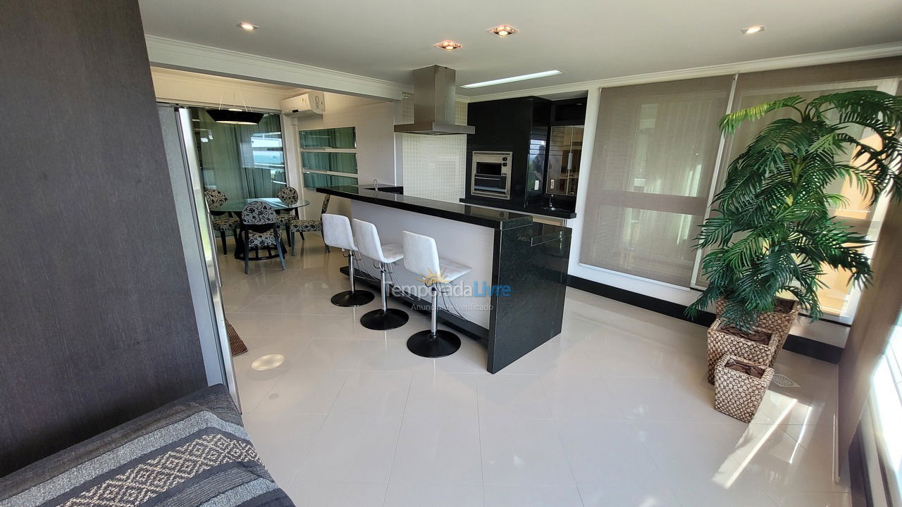 Apartamento para alquiler de vacaciones em Bombinhas (Praia de Bombas)