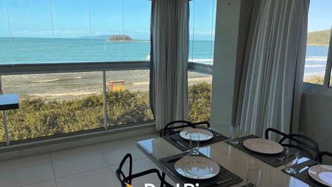 03 bedroom seafront apartment in Praia de Palmas/SC!