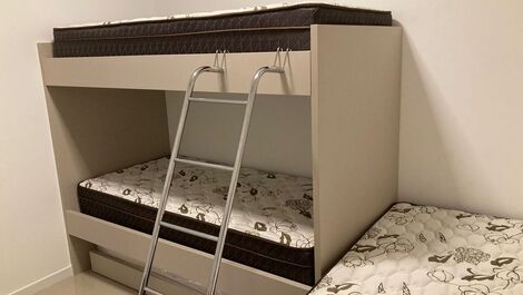 Apartamento com 3 dormitórios sendo 1 suíte para locação por diária...