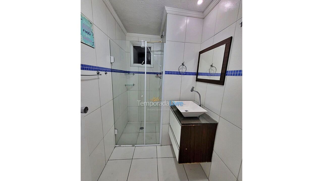 Apartment for vacation rental in Guarujá (São Paulo)