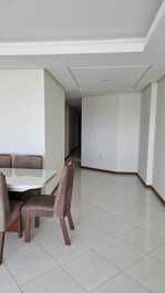 3 bedroom apartment, full sea view, w/Wi-Fi, 2 garages.