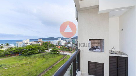 Cobertura com vista panorâmica para praia de Mariscal