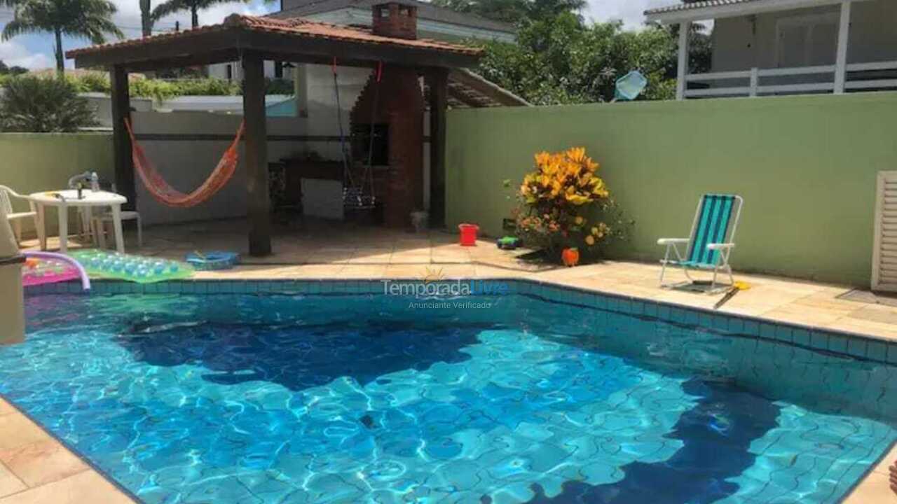 Casa para alquiler de vacaciones em Guarujá (Praia do Pernambuco)