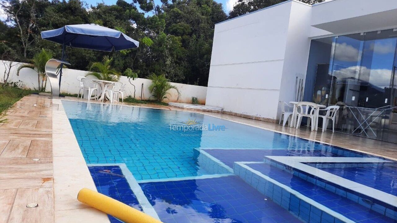 Casa para aluguel de temporada em Pardinho (São Paulo)