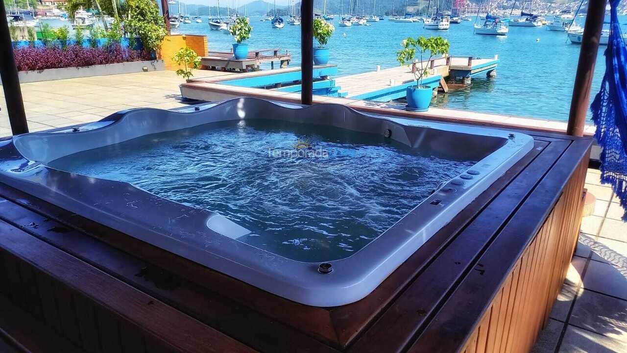Casa para aluguel de temporada em Angra dos Reis (Marinas)