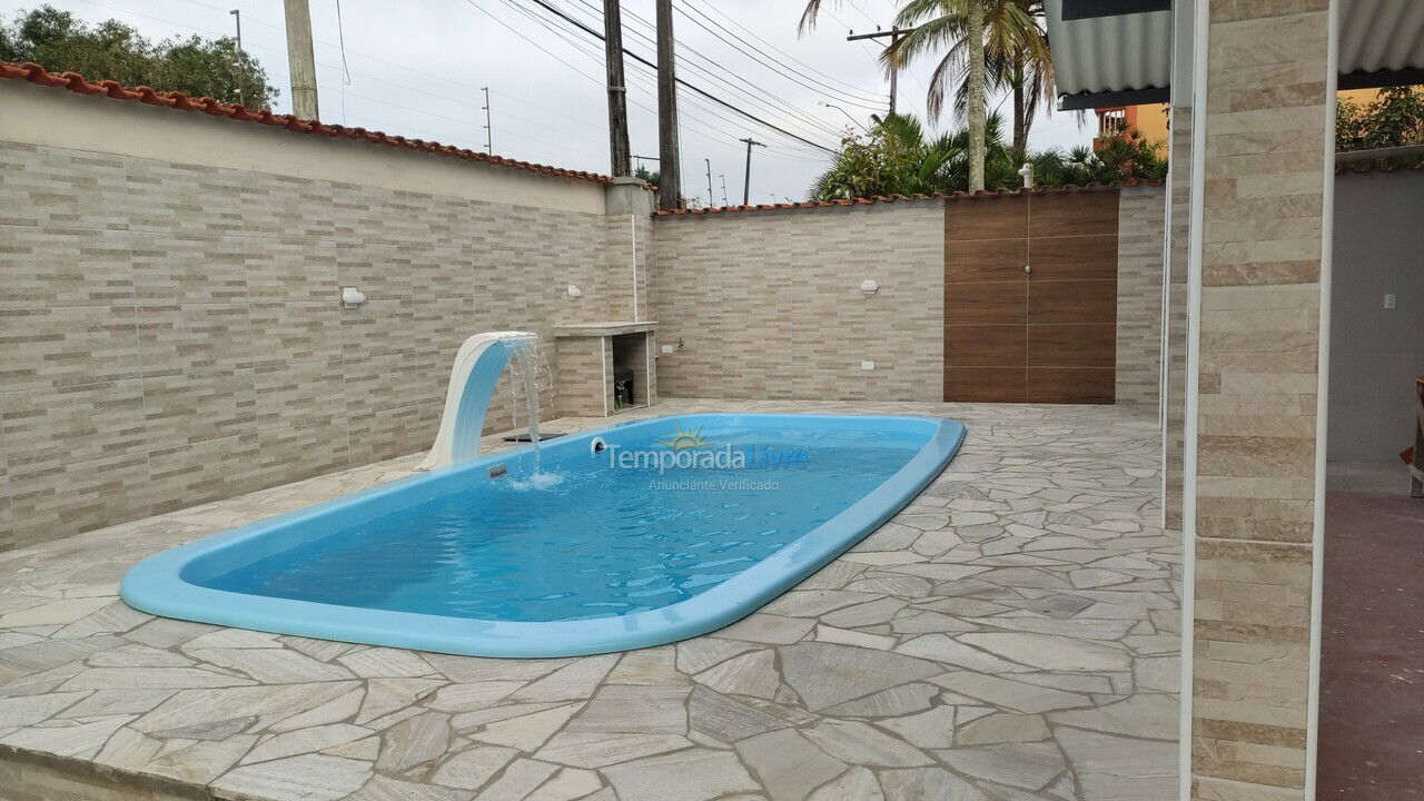 Casa para alquiler de vacaciones em Bertioga (Praia do Indaiá)