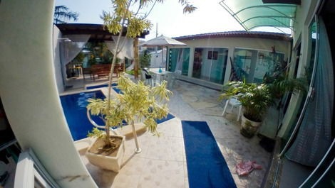 Casa de 4 dormitorios con piscina en Cabo Frio
