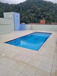 Área de lazer. piscina.