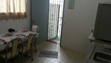 COMFORTABLE 5 BEDROOM HOUSE FOR LARGE FAMILY IN PRAIA GRANDE UBATUBA