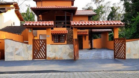 Casa para alugar em Caraguatatuba - Praia da Mococa