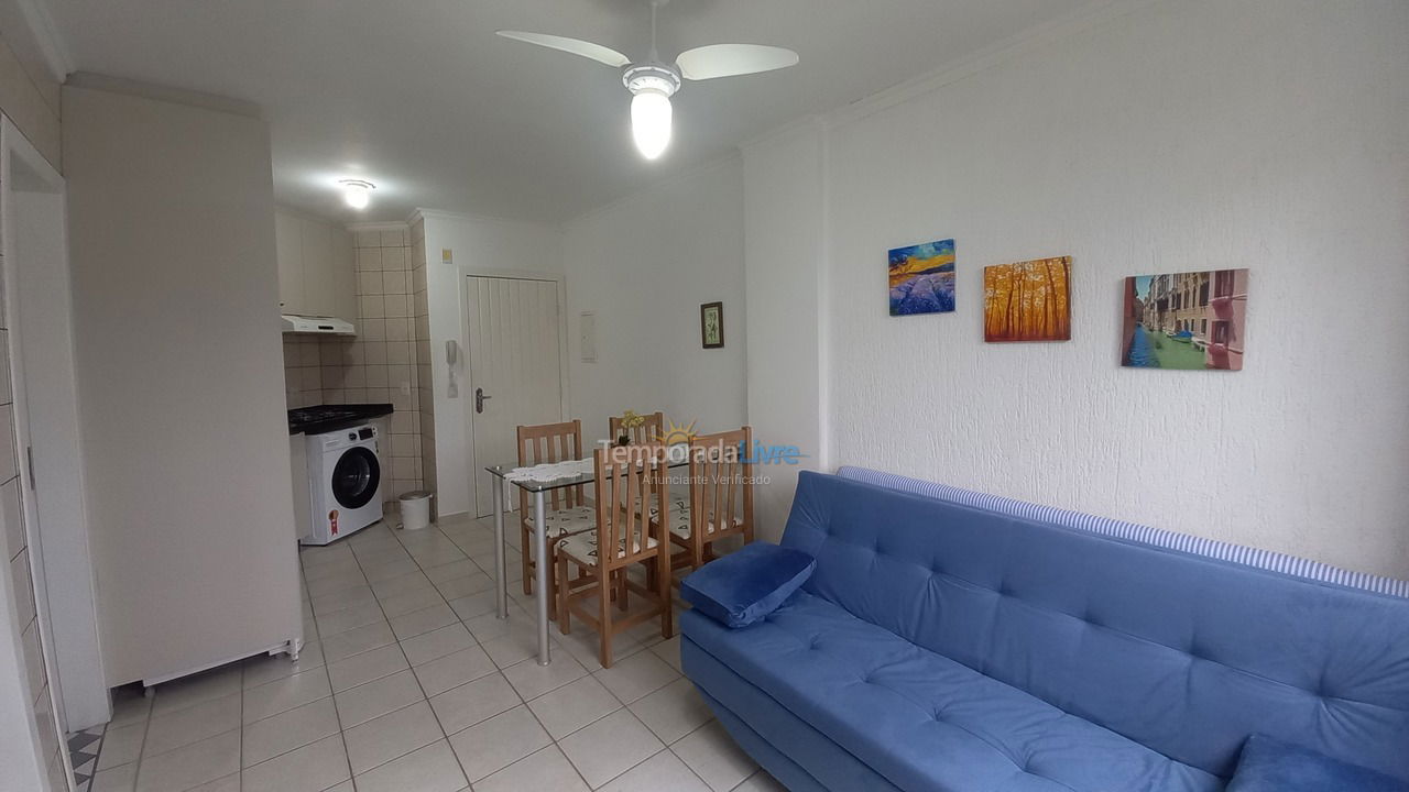 Apartamento para aluguel de temporada em Florianopolis (Praia dos Ingleses)