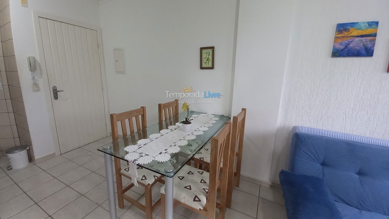 Apartamento para aluguel de temporada em Florianopolis (Praia dos Ingleses)