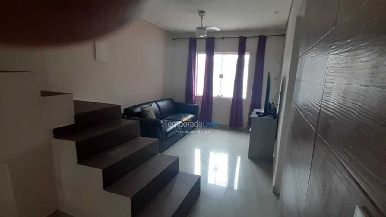 Casa para aluguel de temporada em Bertioga (Vista Linda)