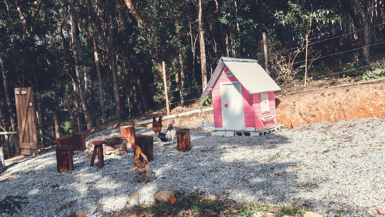 Casa para alquiler de vacaciones em águas Mornas (águas Mornas)