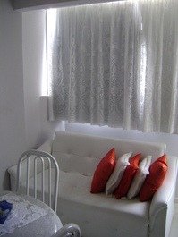 1 Dormitorio com Piscina a 90 m da Praia Central de Balneário Camboriú