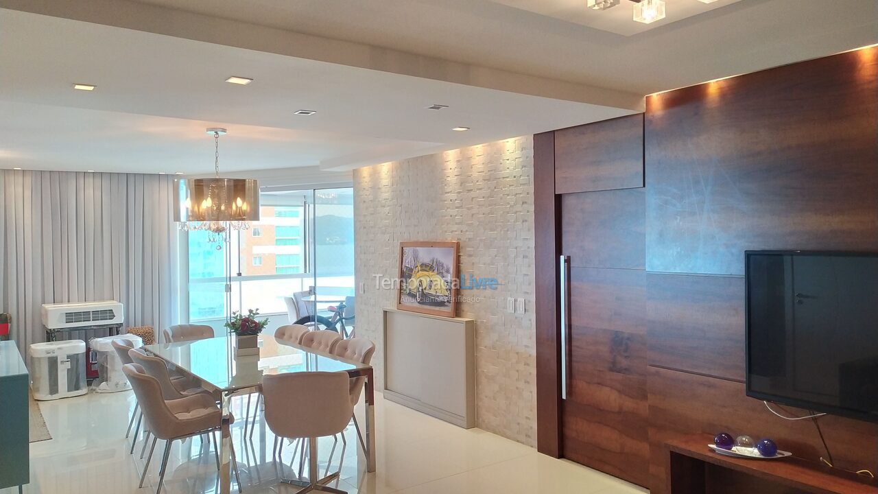 Apartamento para aluguel de temporada em Itapema (Meia Praia)