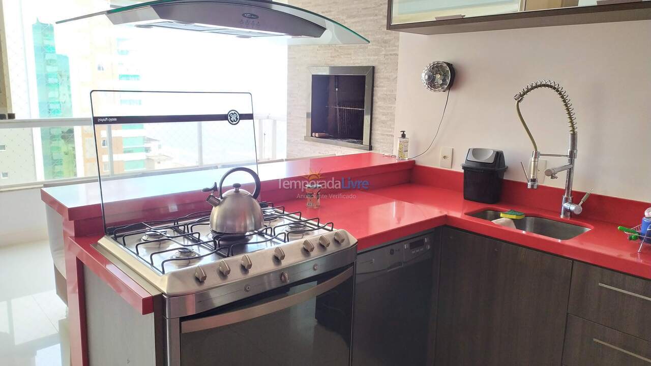 Apartamento para aluguel de temporada em Itapema (Meia Praia)