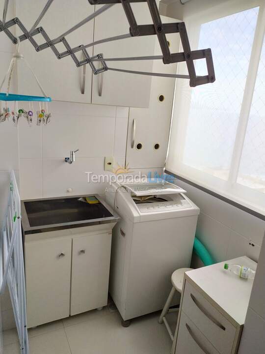 Apartamento para aluguel de temporada em Itapema (Meia Praia)
