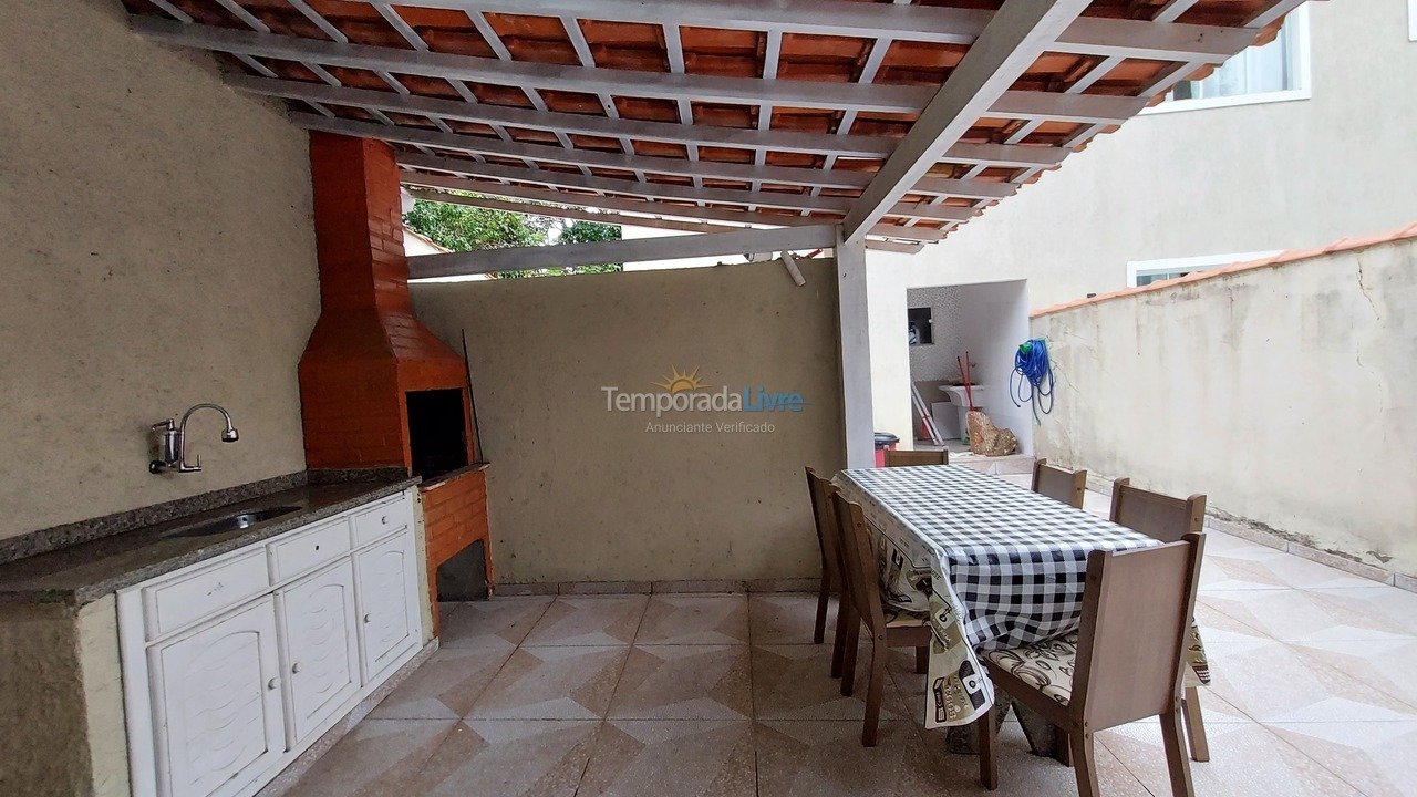 Casa para aluguel de temporada em Araruama (Iguabinha)