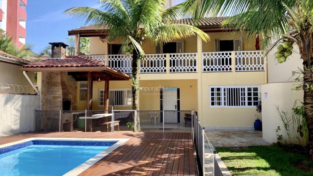 Casa para alquiler de vacaciones em Ubatuba (Praia das Toninhas)