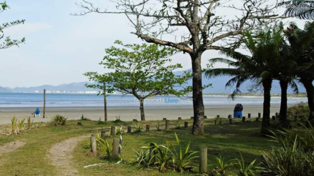 Casa para alquiler de vacaciones em Bertioga (Praia do Indaiá)