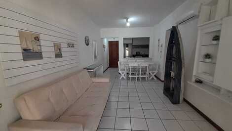 LINDO APARTAMENTO FRENTE AVENIDA, QUADRA MAR