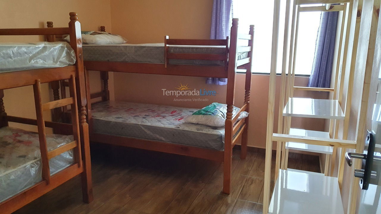 Apartamento para alquiler de vacaciones em Balneário Gaivota (Praia Lagoa Cortada)