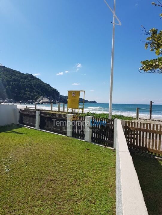 Casa para alquiler de vacaciones em Bombinhas (Praia de Bombas)