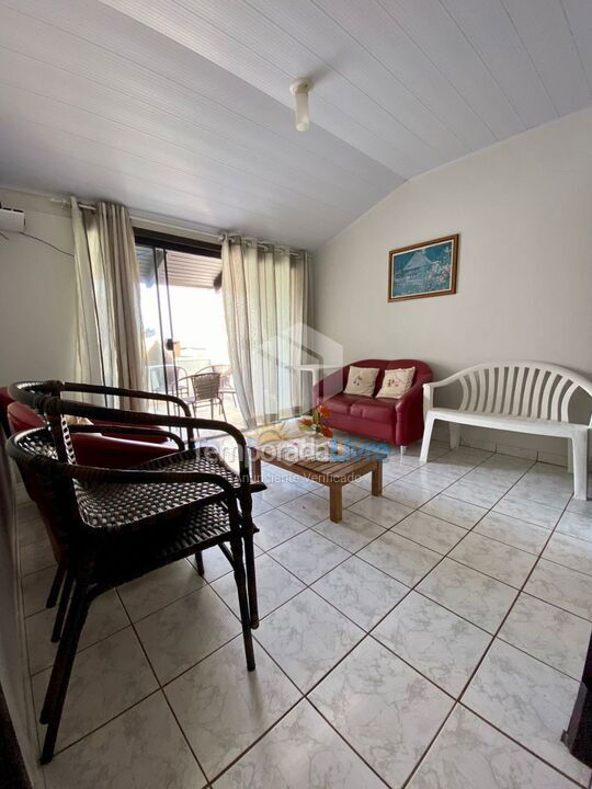 House for vacation rental in Bombinhas (Praia de Bombas)