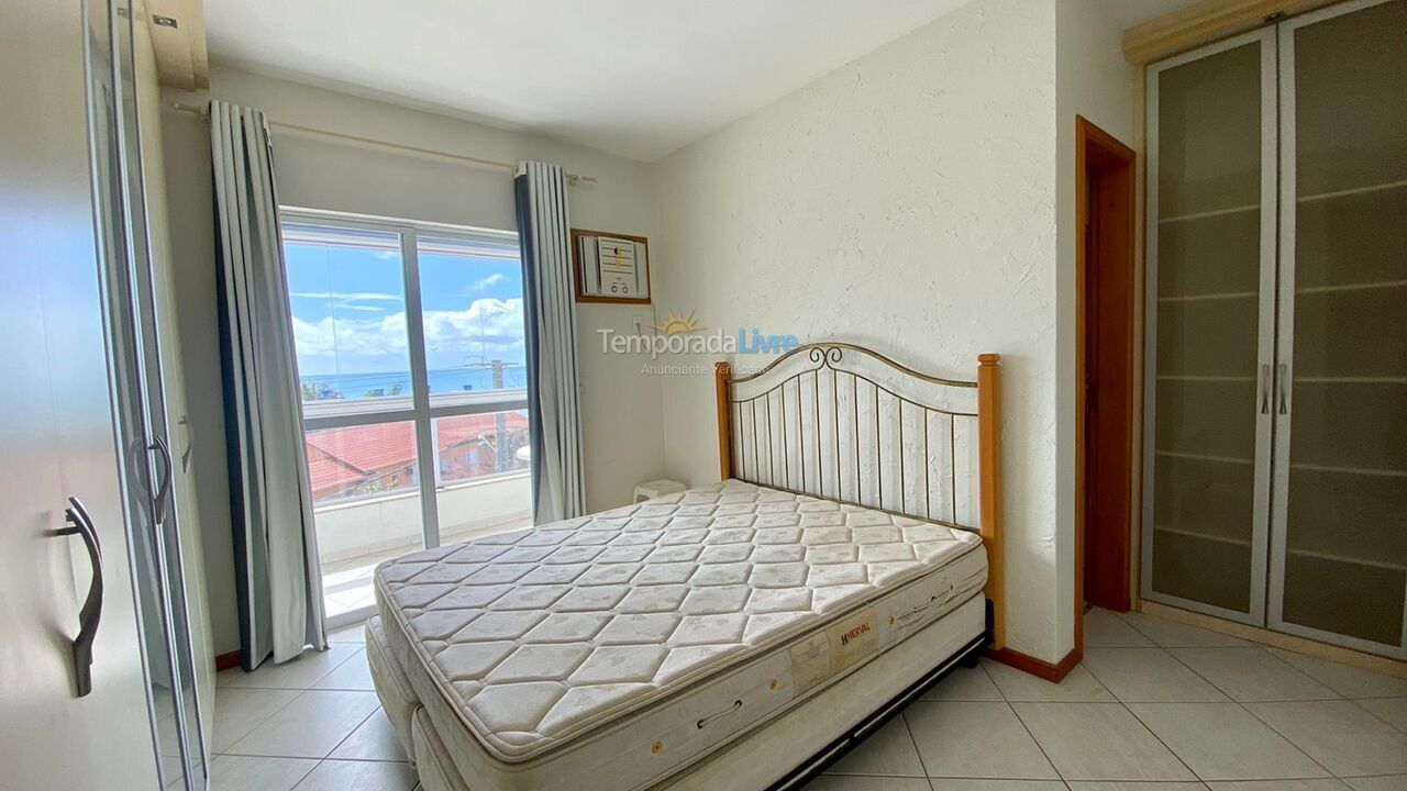 Apartment for vacation rental in Bombinhas (Praia de Bombas)