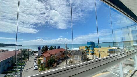 Penthouse con hermosa vista al mar.