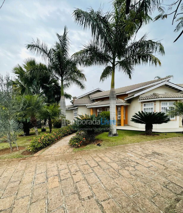Casa para alquiler de vacaciones em Itu (Condomínio Village Castelo)