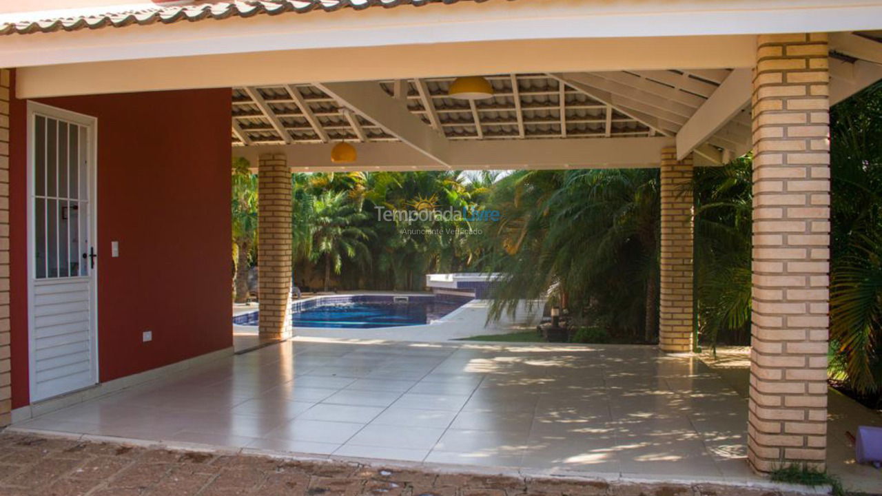 Casa para alquiler de vacaciones em Itu (Condomínio Village Castelo)