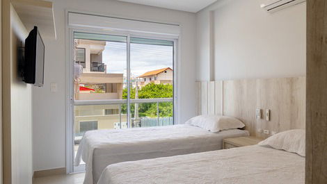 Apartamento com 3 Quartos na Avenida Principal do Mariscal