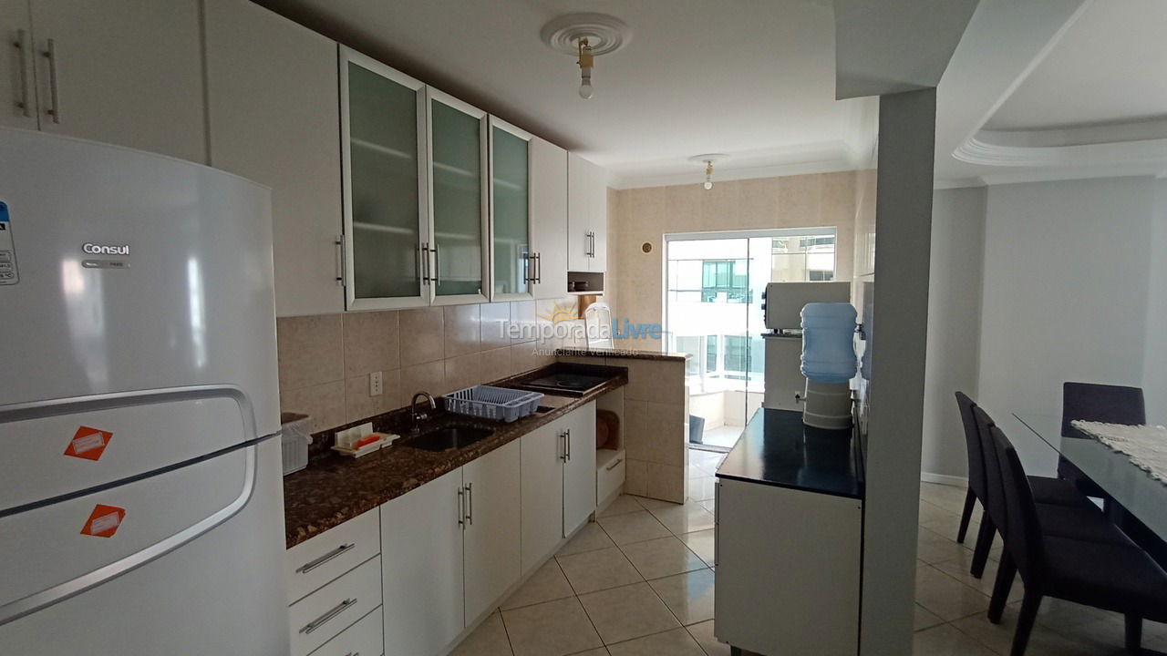 Apartment for vacation rental in Itapema (Meia Praia)