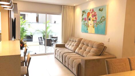 High standard 2 bedroom apartment 50m from Mariscal Beach