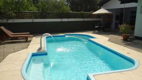 House with Pool 4 Suites 200m from Mariscal Beach