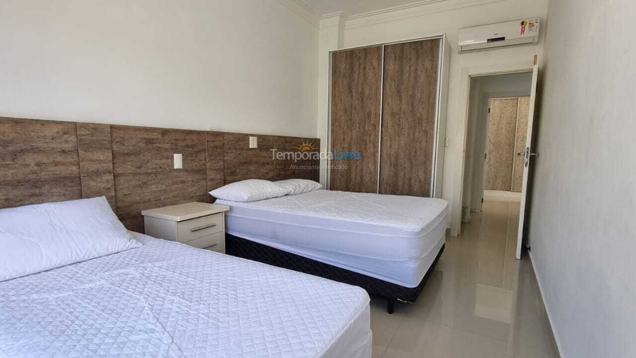 Apartamento para aluguel de temporada em Bombinhas (Praia de Bombas)