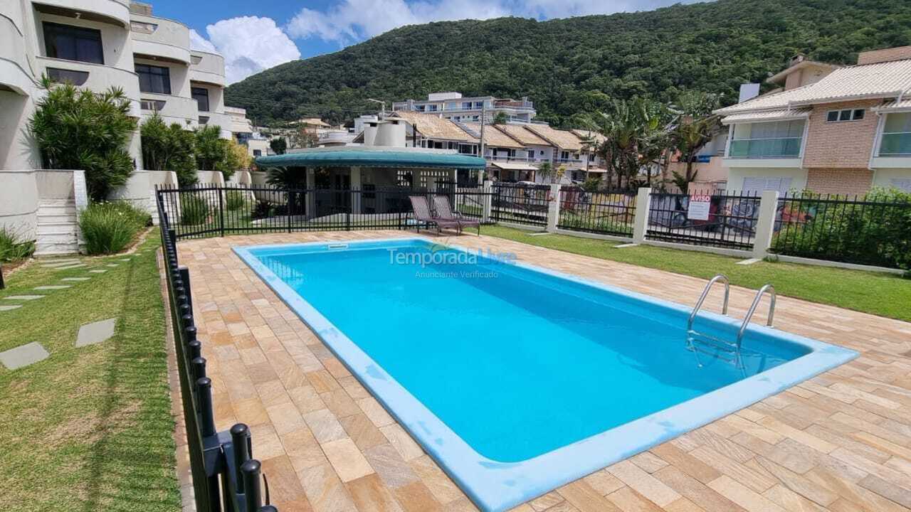 Apartamento para alquiler de vacaciones em Bombinhas (Praia de Bombas)