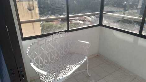 Apartamento con Piscina y Vistas a la Montaña en Serra Negra