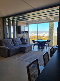 High standard penthouse 250m from Mariscal beach