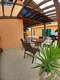 Excellent house with pool a few meters from the sea. Perfect for...